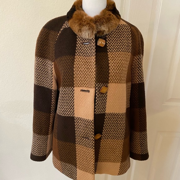 Alpaca Fashion Jackets & Blazers - Alpaca Fashion Classic Basynu Lapin fur collar plaid coat, brown/beige Size M